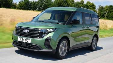 new-ford-tourneo-courier-1-0-ecoboost-titanium-uk-pictures-auto-express